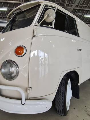 VOLKSWAGEN KOMBI 1.2 STD 8V GASOLINA 3P MANUAL